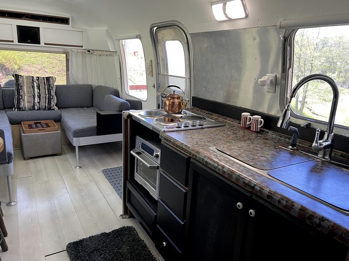 Airstreams (United States of America, Sugar Grove, North Carolina)