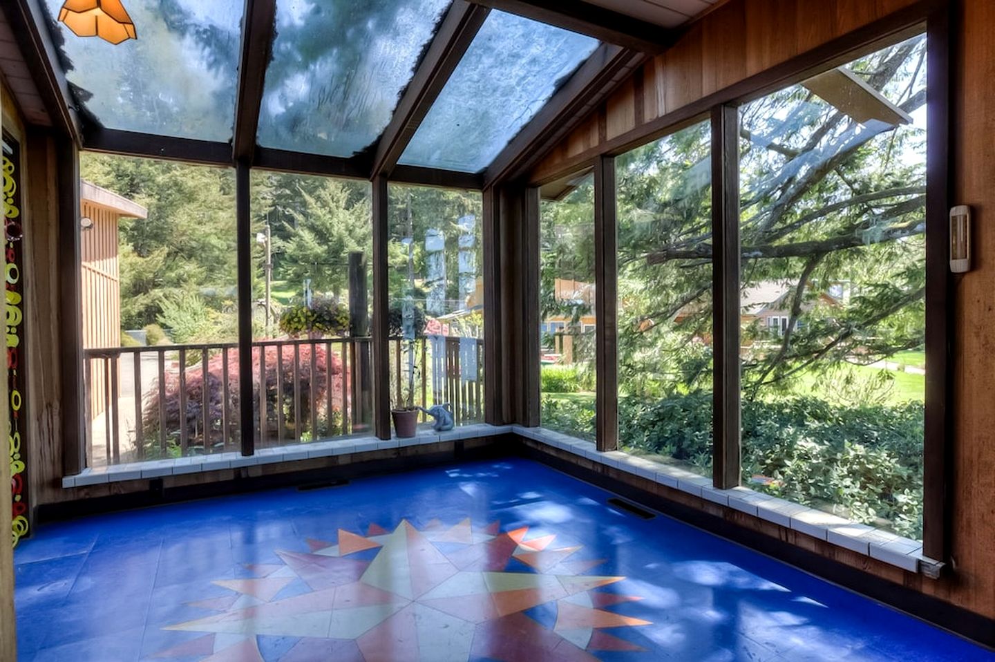 Breathtaking Beach House with Fireplace and Gorgeous Sights in Otis, Oregon