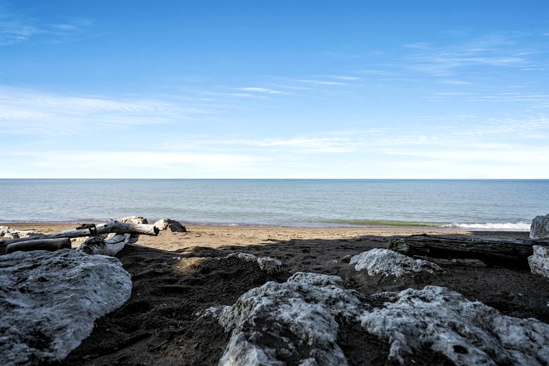 Cottages (Canada, Leamington, Ontario)