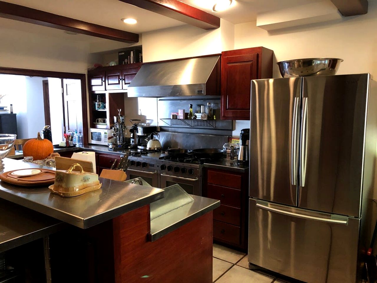 Breathtaking Cabin with Hot-tub in Franklin, Tennessee