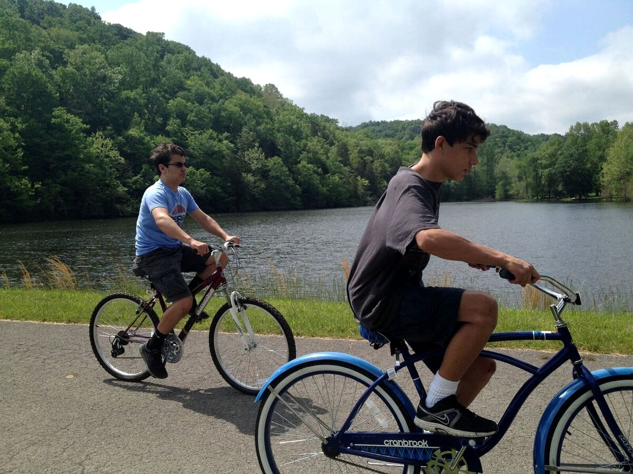 Breathtaking Cabin with Hot-tub in Franklin, Tennessee