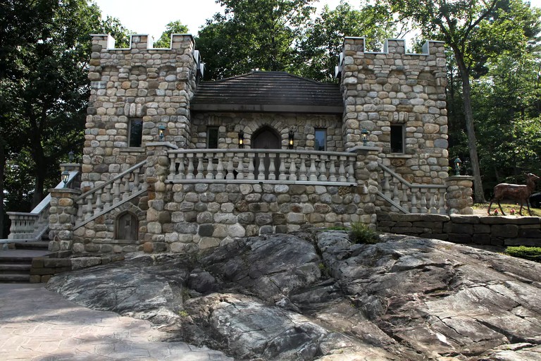 Castles & Towers (Bolton , New York, United States)