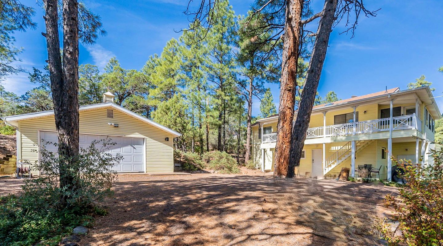Breathtaking Cottage Secluded in a Privileged Area in Show Low, Arizona