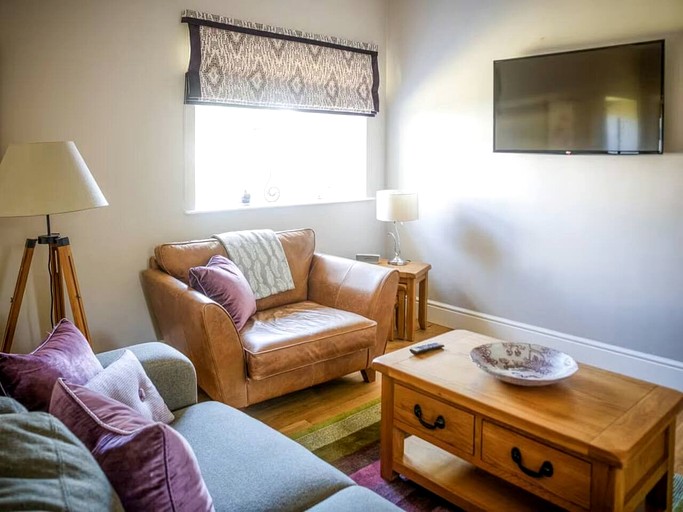 Cottages (United Kingdom, Haverfordwest, Wales)