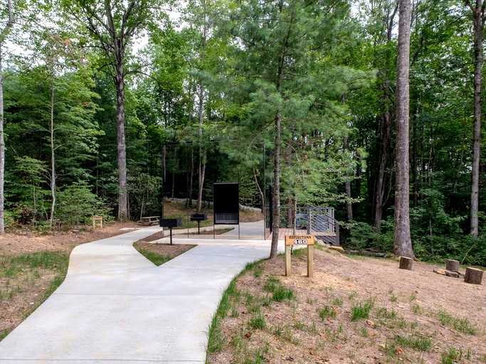 Cabins (United States of America, Transylvania County, North Carolina)