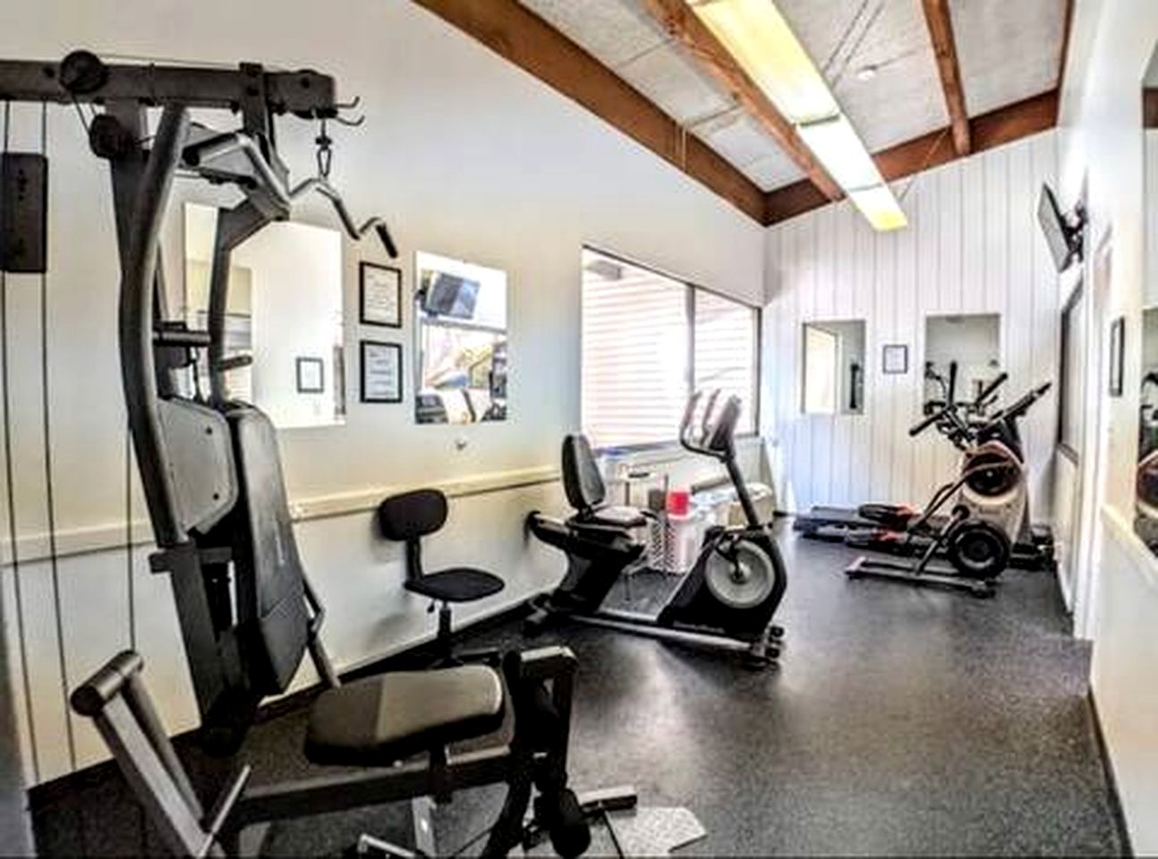 Scenic Lakeside Getaway with Lake Views Near Gunstock & Weirs Beach | Laconia, NH