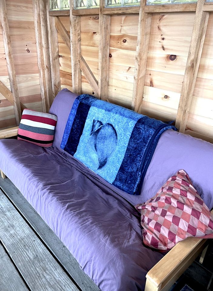 Island Glamping in a Beautiful Floating Home on an Island in Monmouth, Maine