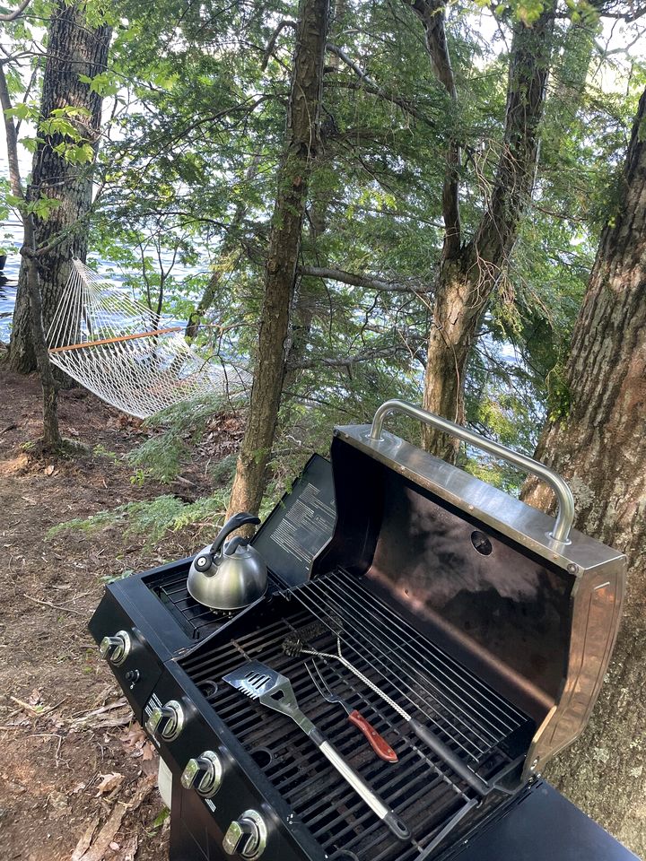 Island Glamping in a Beautiful Floating Home on an Island in Monmouth, Maine