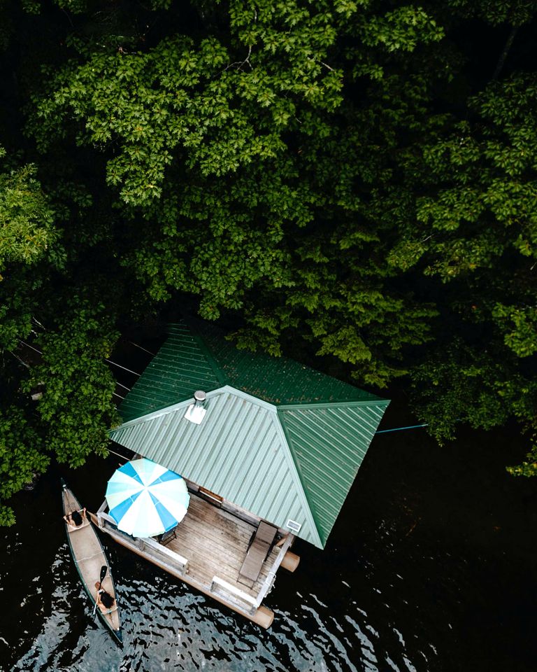 Island Glamping in a Beautiful Floating Home on an Island in Monmouth, Maine