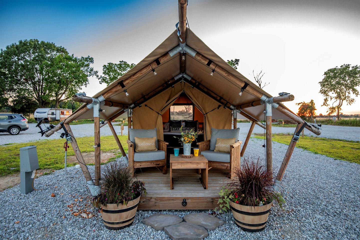 Tented Cabins (United States of America, Cassville, Missouri)