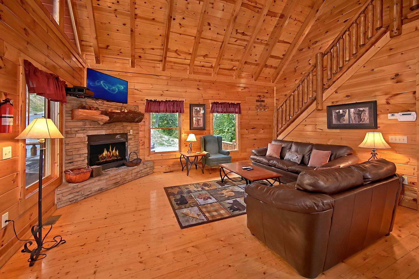 Great Smoky Mountains Cabin with Epic Views and a Hot Tub