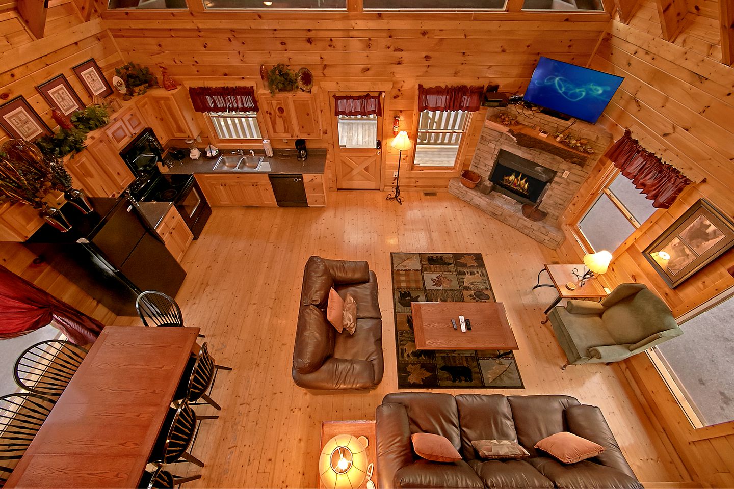 Great Smoky Mountains Cabin with Epic Views and a Hot Tub