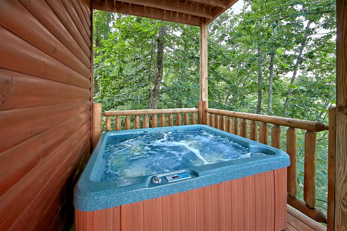 Great Smoky Mountains Cabin with Epic Views and a Hot Tub