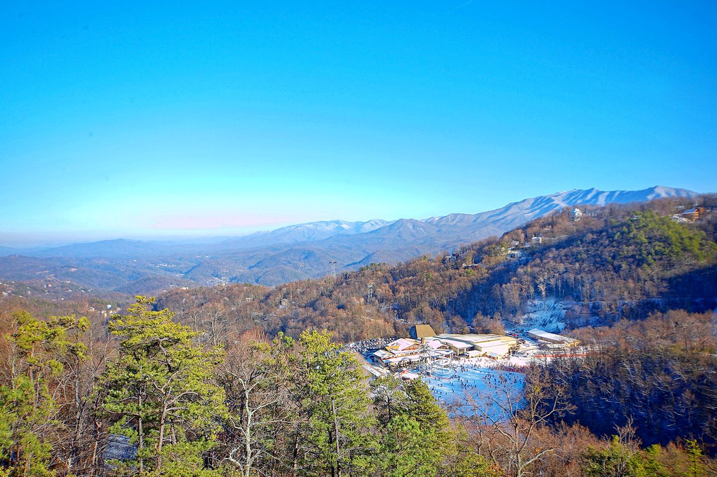 Great Smoky Mountains Cabin with Epic Views and a Hot Tub