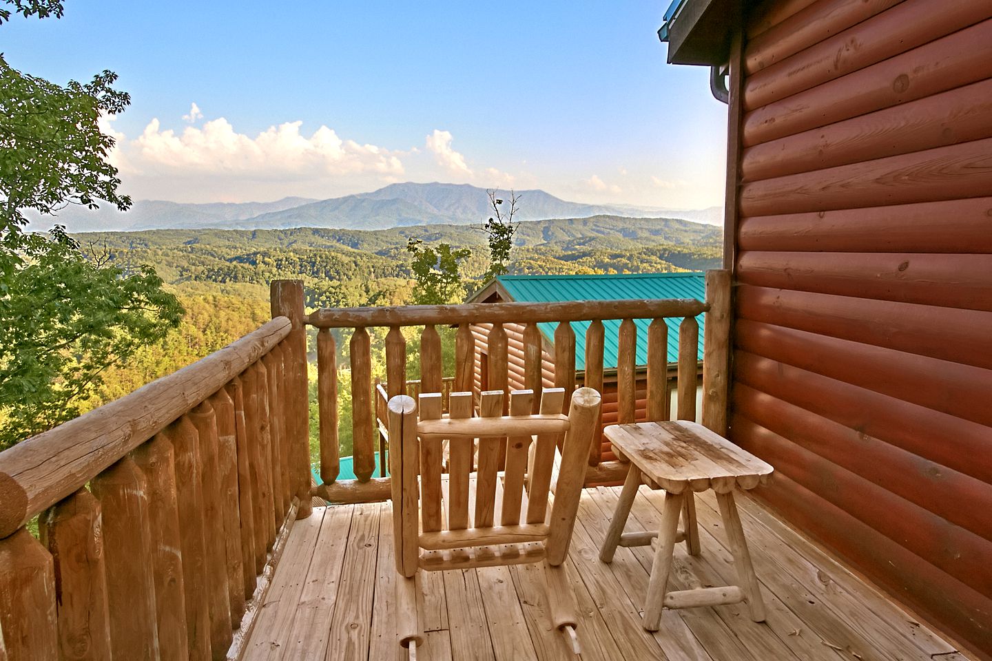 Great Smoky Mountains Cabin with Epic Views and a Hot Tub