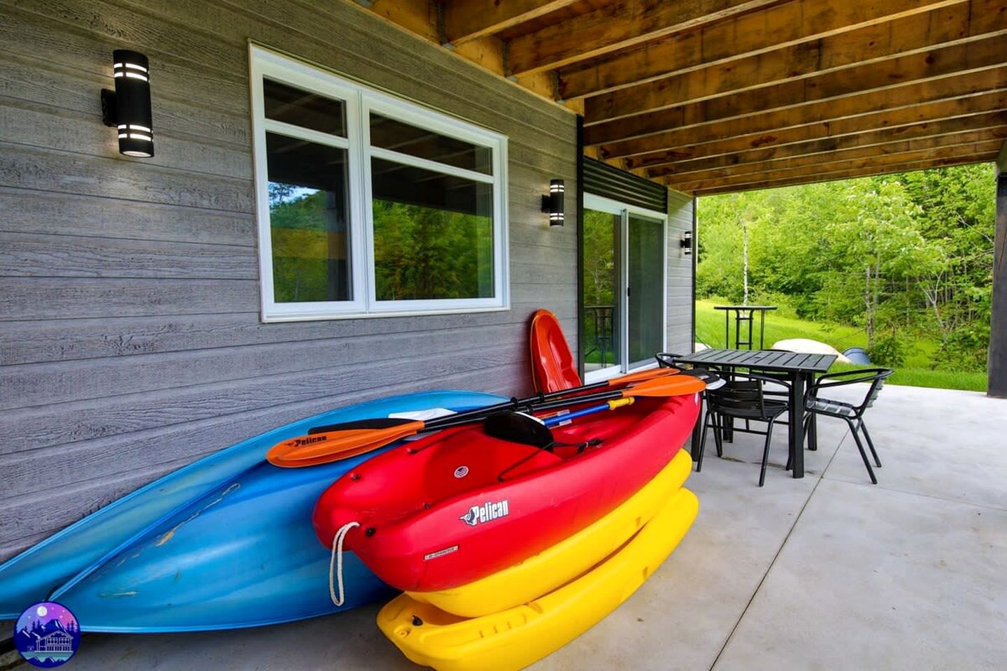 Breathtaking Villa with Fully Equipped Outdoor Area, Sauna and Pool Table in Saint Come, Quebec