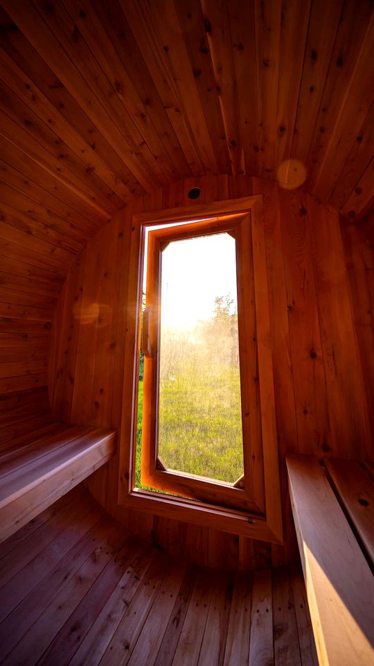 Breathtaking Villa with Fully Equipped Outdoor Area, Sauna and Pool Table in Saint Come, Quebec
