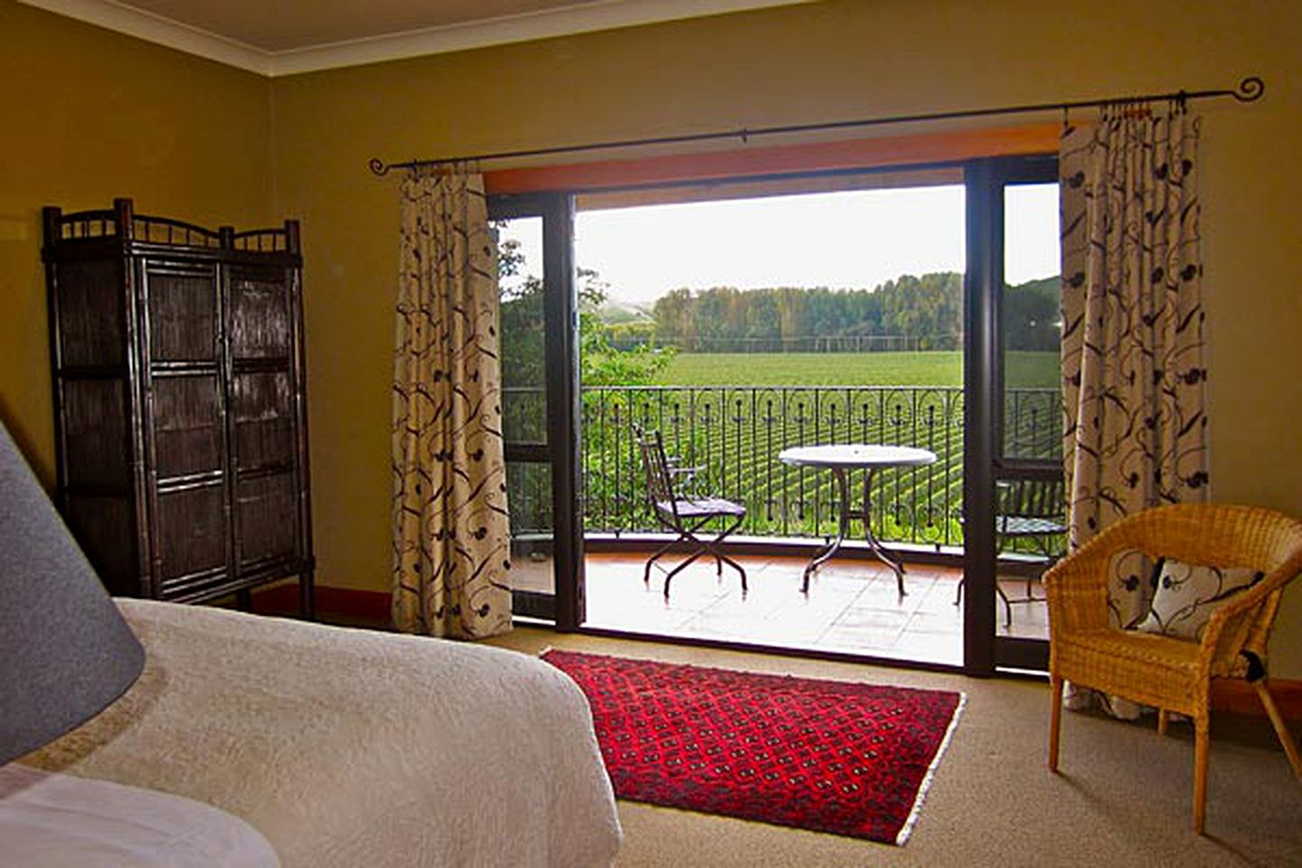 Stylish Suite Accommodation in Luxury Lodge near Napier, Hawke's Bay