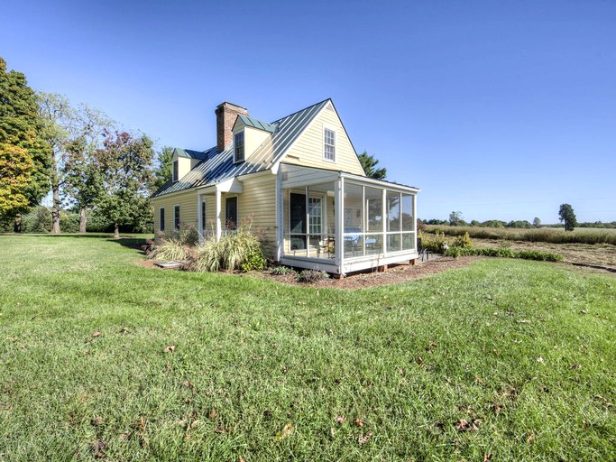 Cottages (Orange, Virginia, United States)