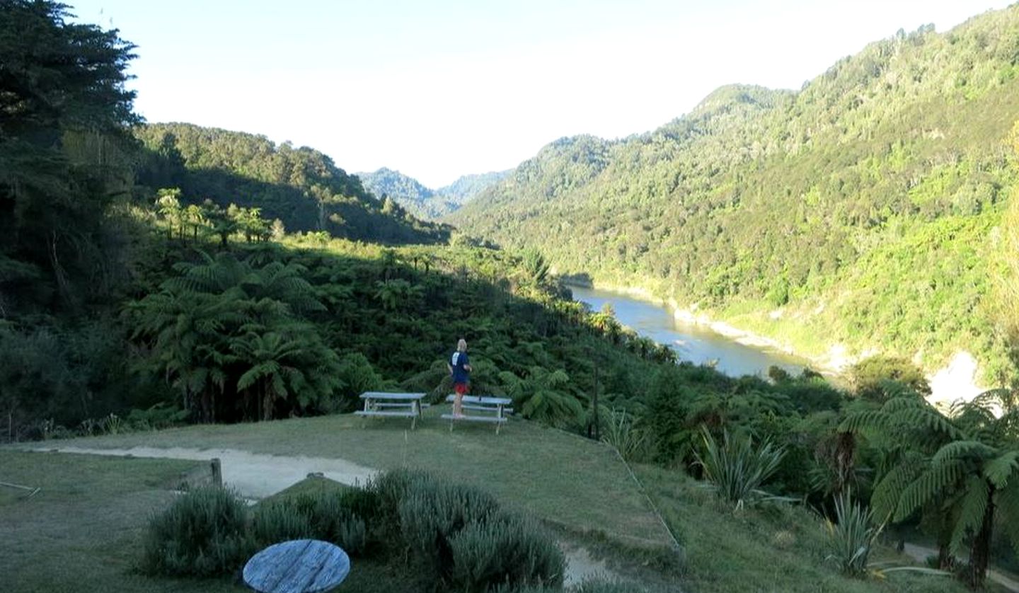 Cozy Getaway Perfect for Solo Travelers on Whanganui River, New Zealand
