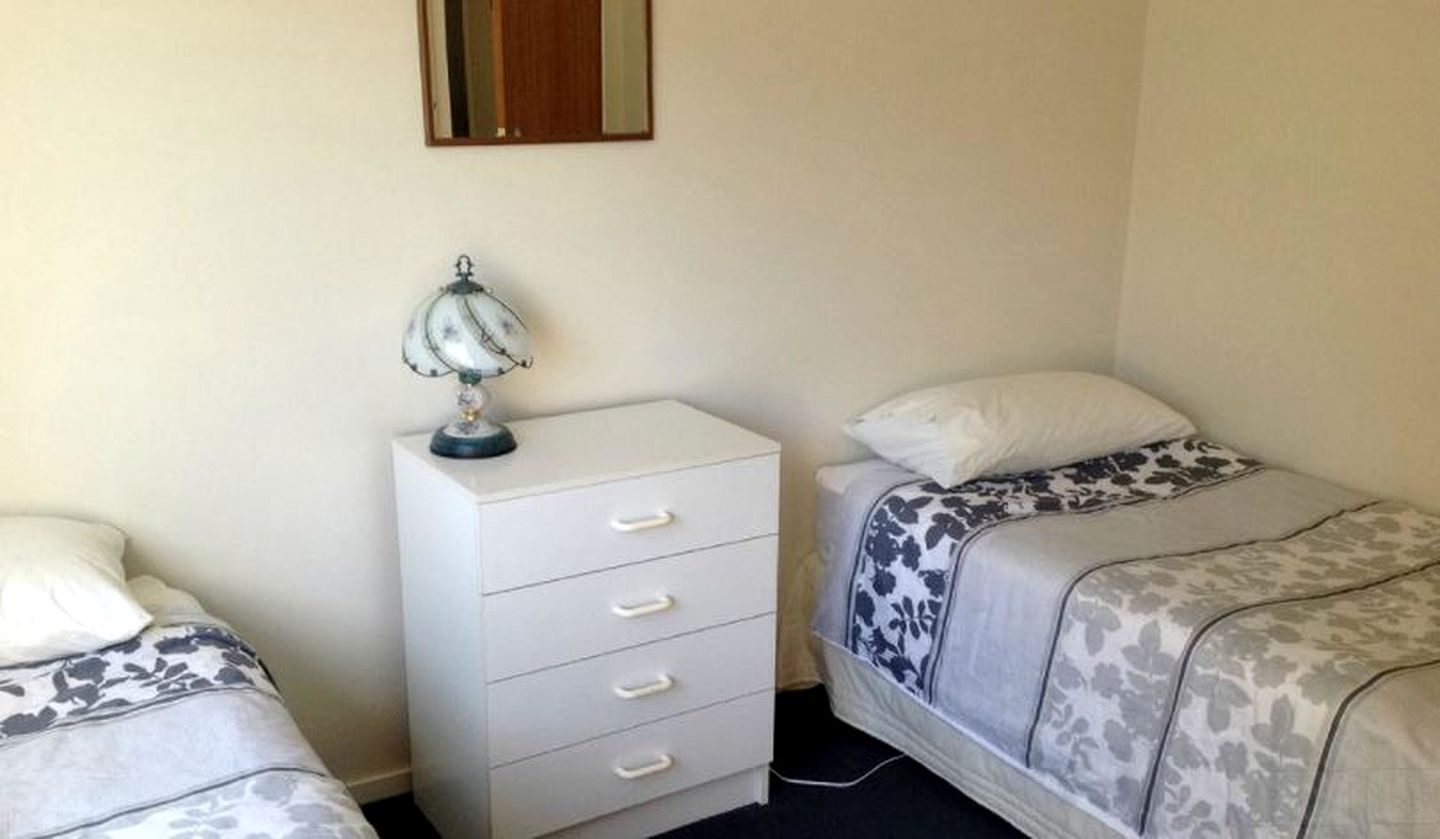 Fantastic Remote Getaway with Private Bar on Whanganui River, New Zealand