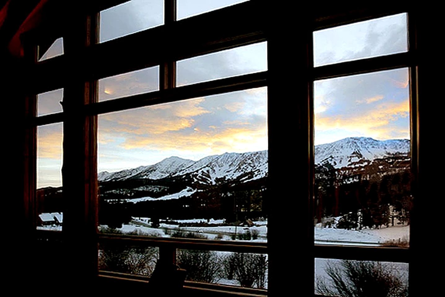 Incredible Mountain Cabin Rental for a Group Getaway to Bozeman, Montana