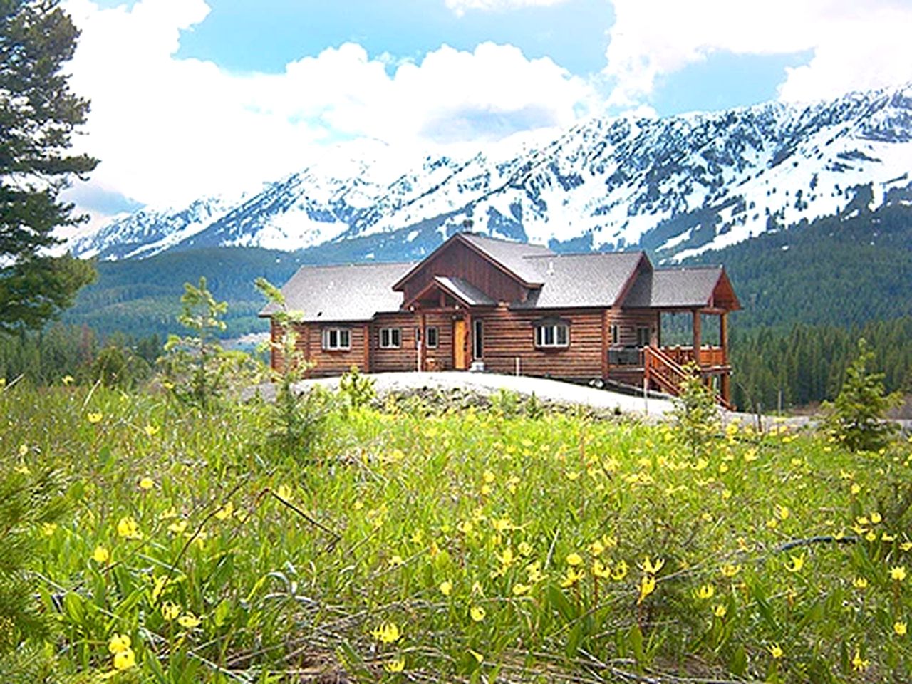 Incredible Mountain Cabin Rental for a Group Getaway to Bozeman, Montana