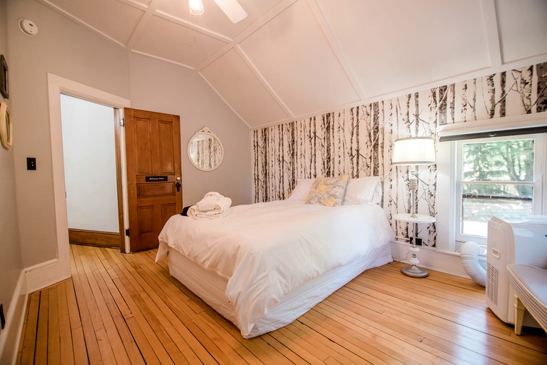 Vacation Rentals (United States of America, Central Lake, Michigan)