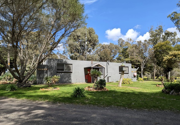 Tiny Houses (Australia, Dadswells Bridge, Victoria)