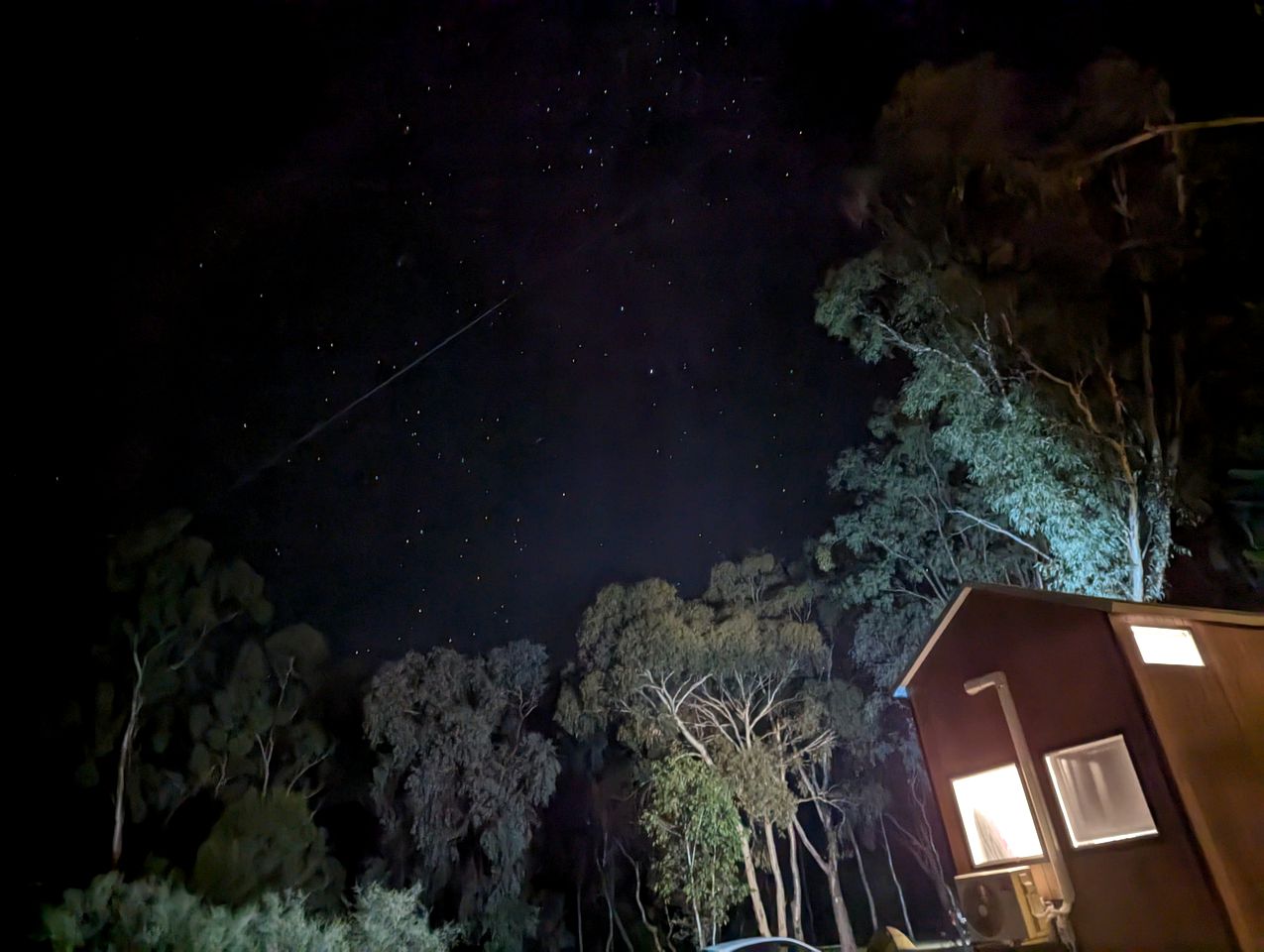 Cozy Tiny House Loft with Living Room Space and Game Room in Victoria, Australia