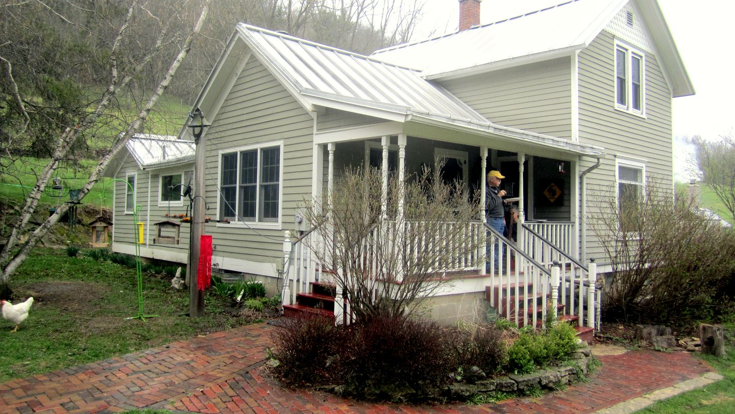 Lovely Cottage on Farm by Mississippi River near Rochester, Minnesota