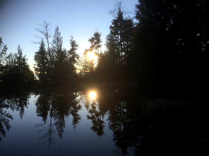 Cabins (Canada, Sunshine Coast Regional District, British Columbia)