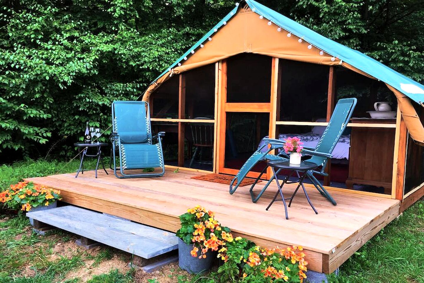 Bright and Airy Tented Cabin Rental on a Working Farm near Manchester, Vermont