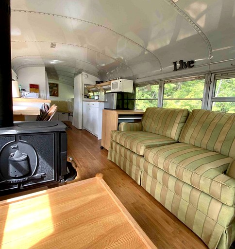 Vacation Rentals (Canada, --, --)
