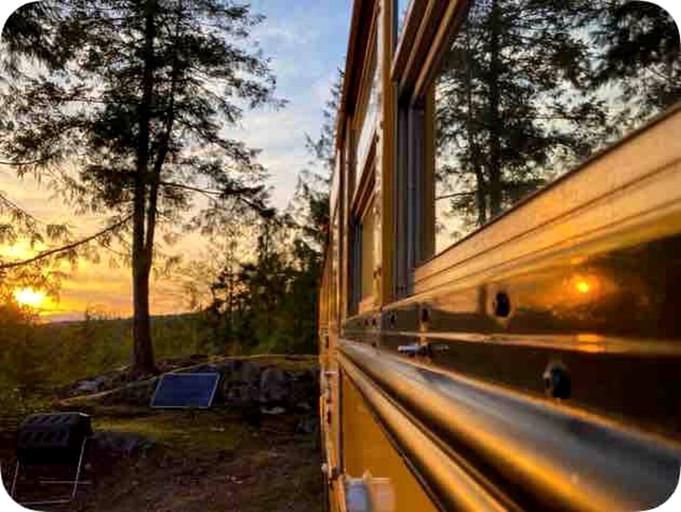 Vacation Rentals (Canada, --, --)