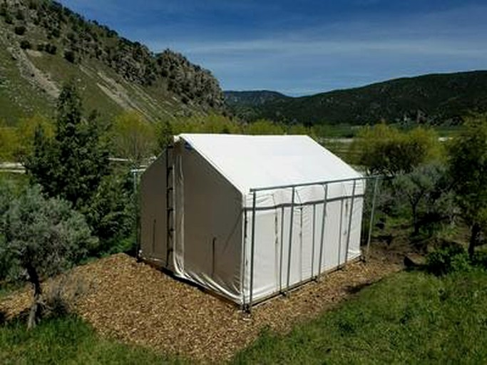 Tents (Lava Hot Springs, Idaho, United States)