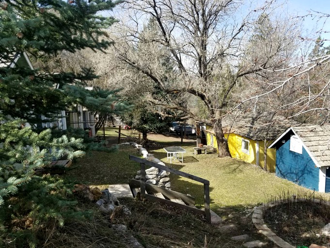 Cabins (Lava Hot Springs, Idaho, United States)