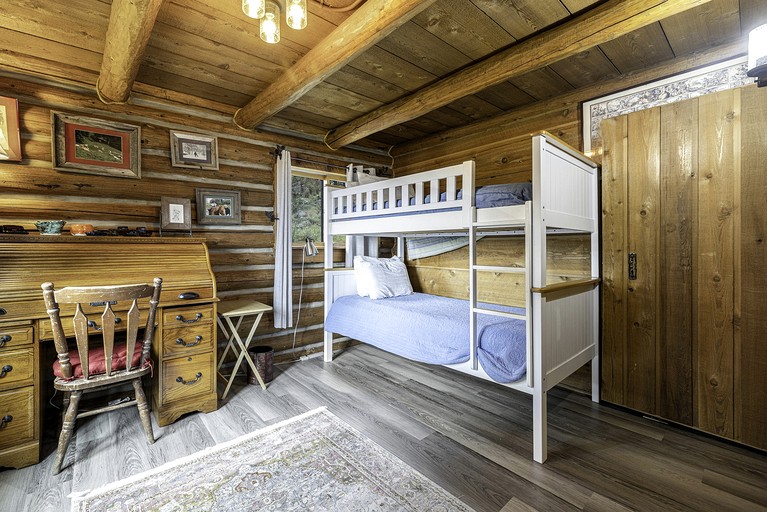 Log Cabins (United States of America, Allenspark, Colorado)