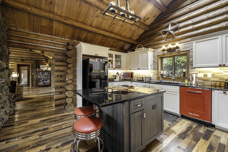 Log Cabins (United States of America, Allenspark, Colorado)