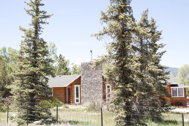 Log Cabins (Buena Vista, Colorado, United States)