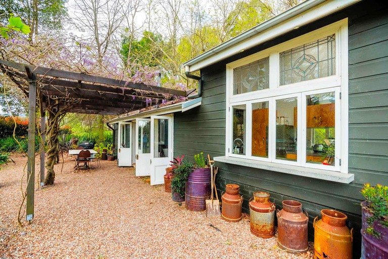 Cottages (Kangaroo Valley, New South Wales, Australia)