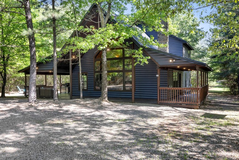Cabins (United States of America, Broken Bow, Oklahoma)