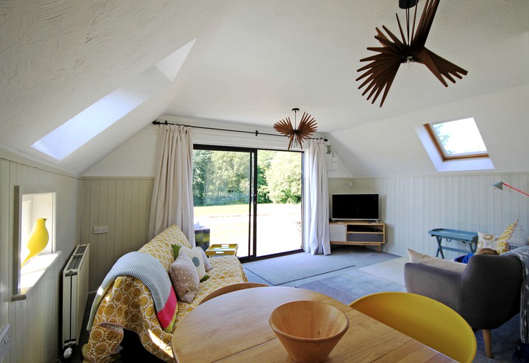 Cabins (Leicestershire, England, United Kingdom)