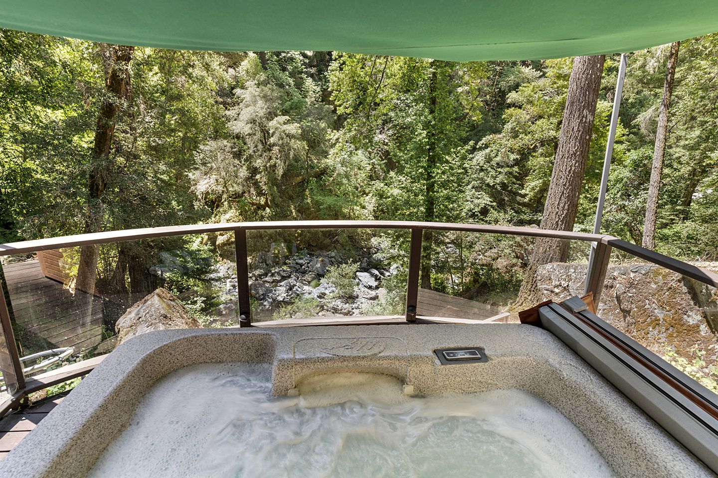 Secluded Cottage with Hot-tub in Cazadero, California