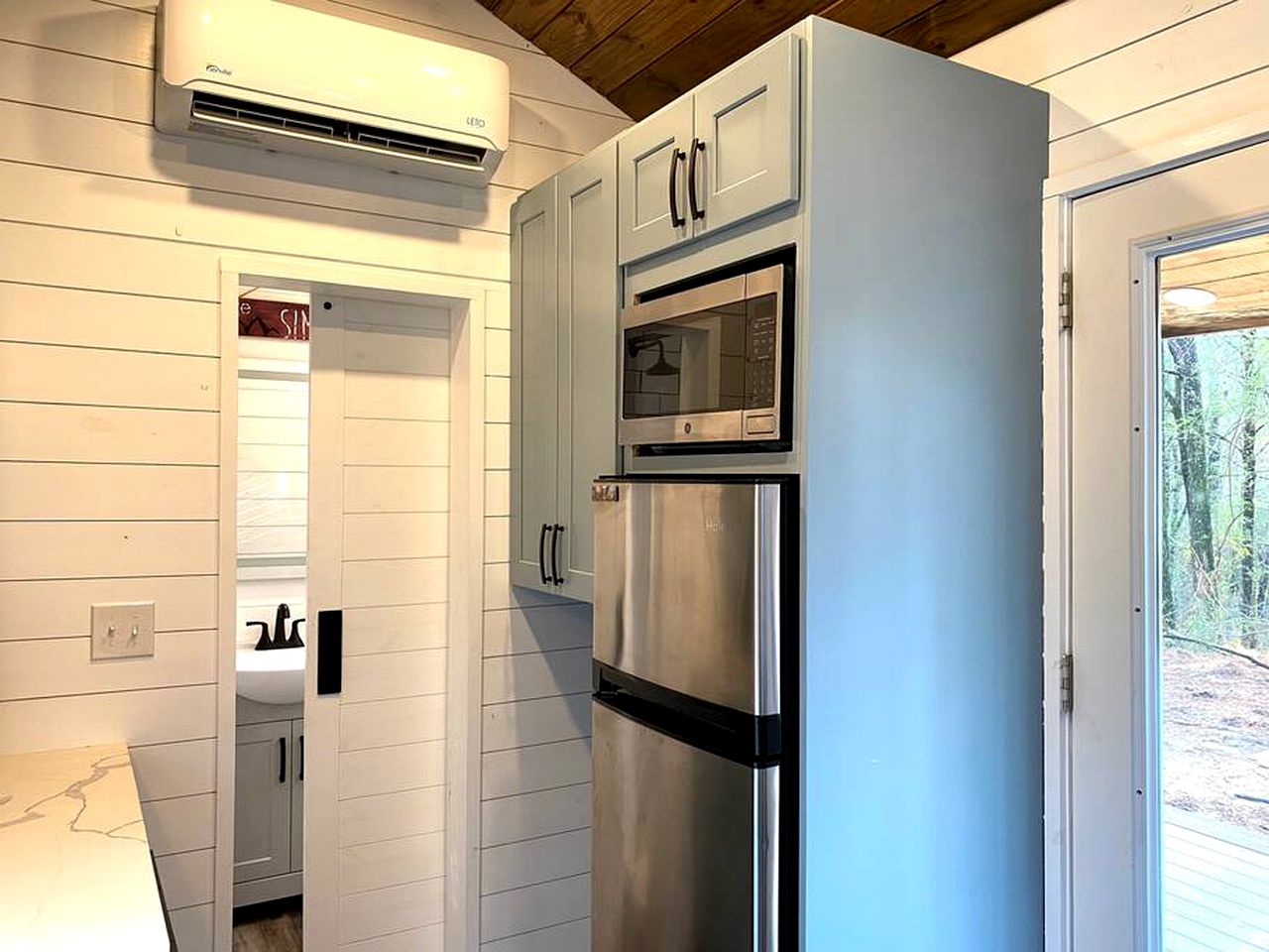 Nestled in Nature: Experience Tiny House Living Bliss in Northern Alabama