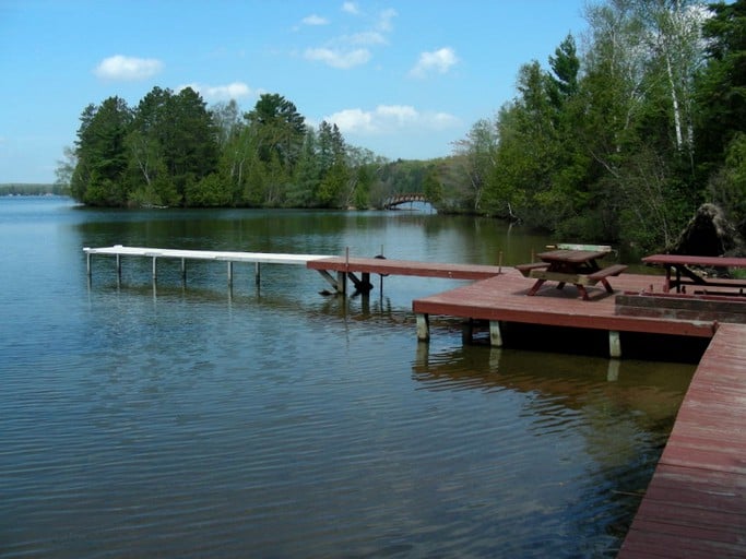 Log Cabins (Pickerel, Wisconsin, United States)