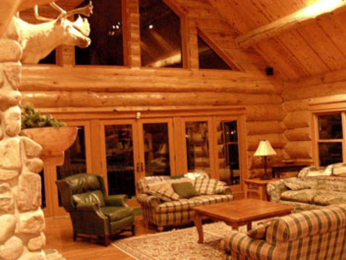 Log Cabins (Pickerel, Wisconsin, United States)