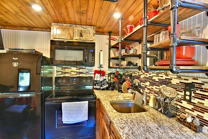 Glamping Caboose Rental Perfect for Families near Clyde, North Carolina photo 4
