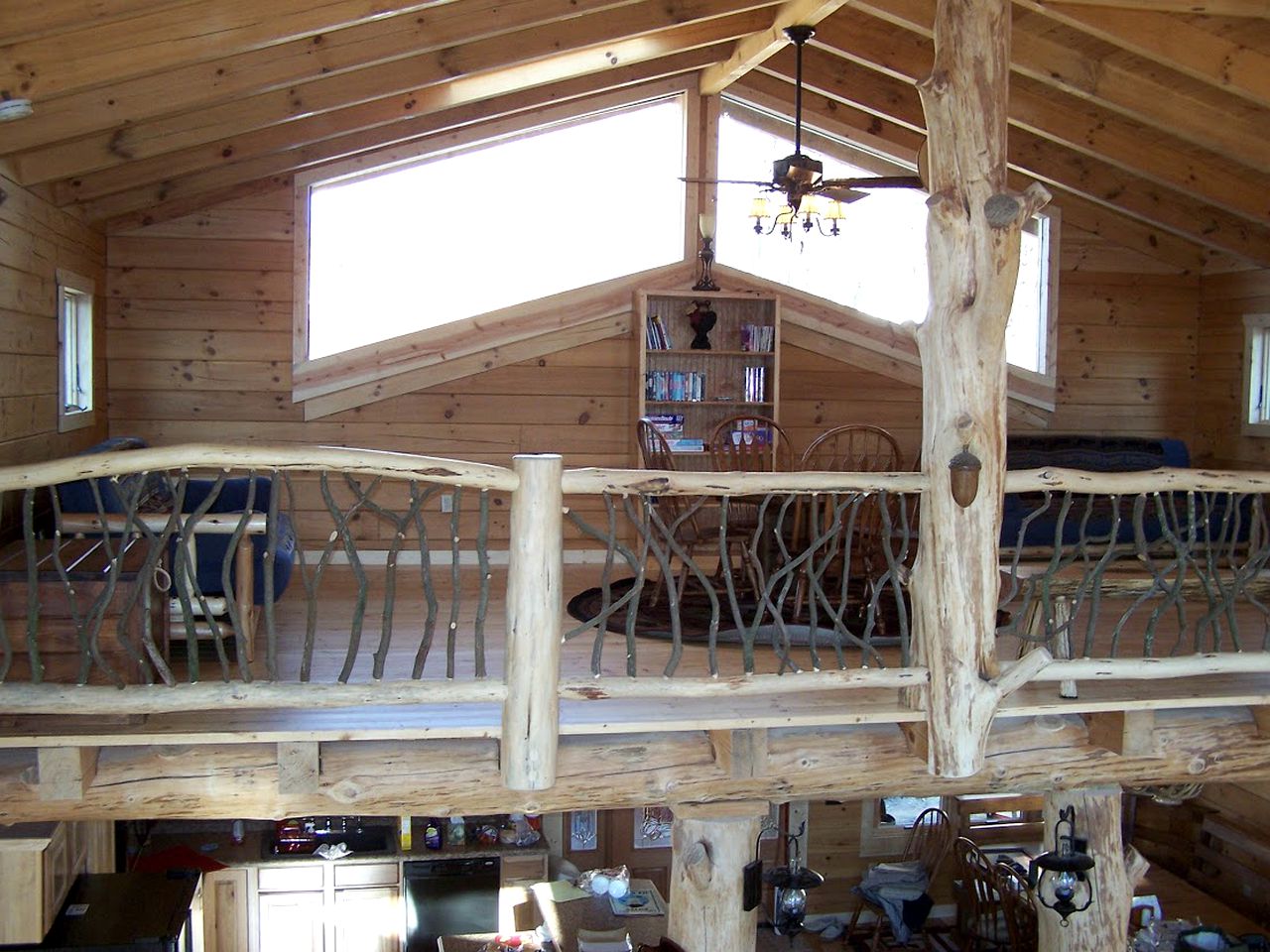 Luxury Vacation Rental with a Hot Tub for Rent in Clyde, North Carolina