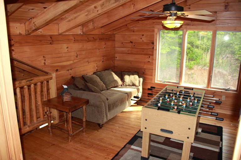 Log Cabins (Clyde, North Carolina, United States)